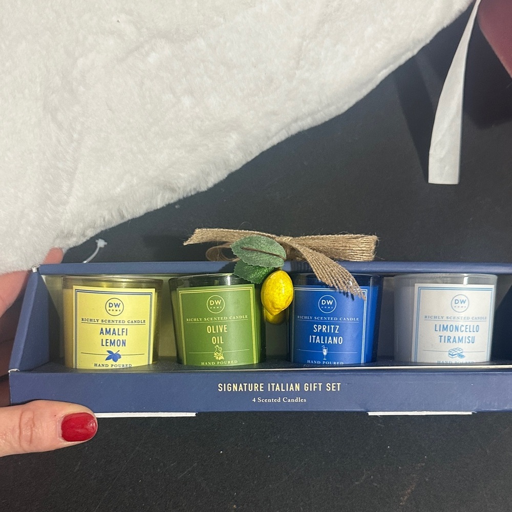 DW home set of 4 signature Italian gift candle set